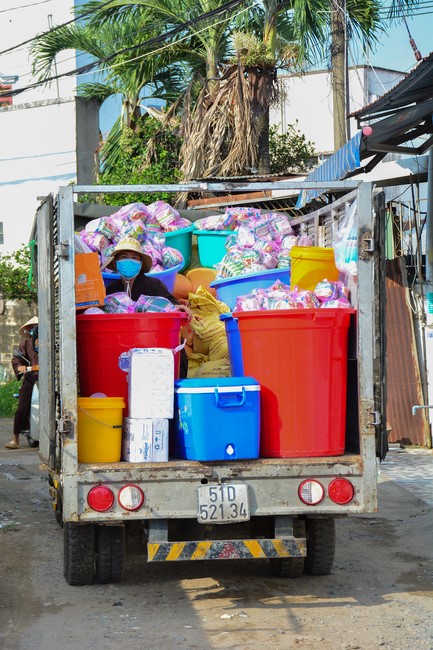 Continuing to support people in need in the Covid-19 pandemic of Hoang Phap Pagoda (series 2)